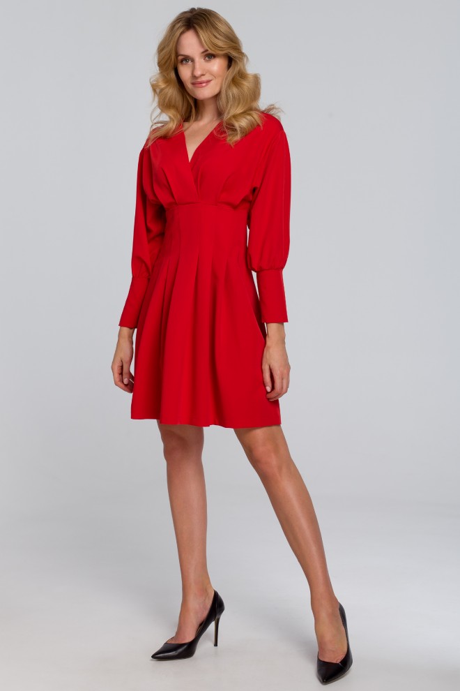 Sukienka rozkloszowana z zakładkami - czerwona