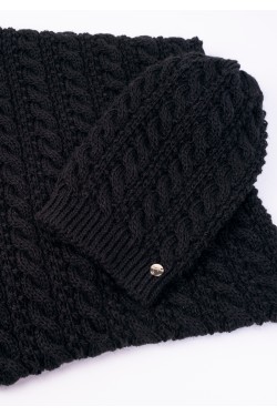 Ciepły i stylowy komplet czapka + szalik - czarny